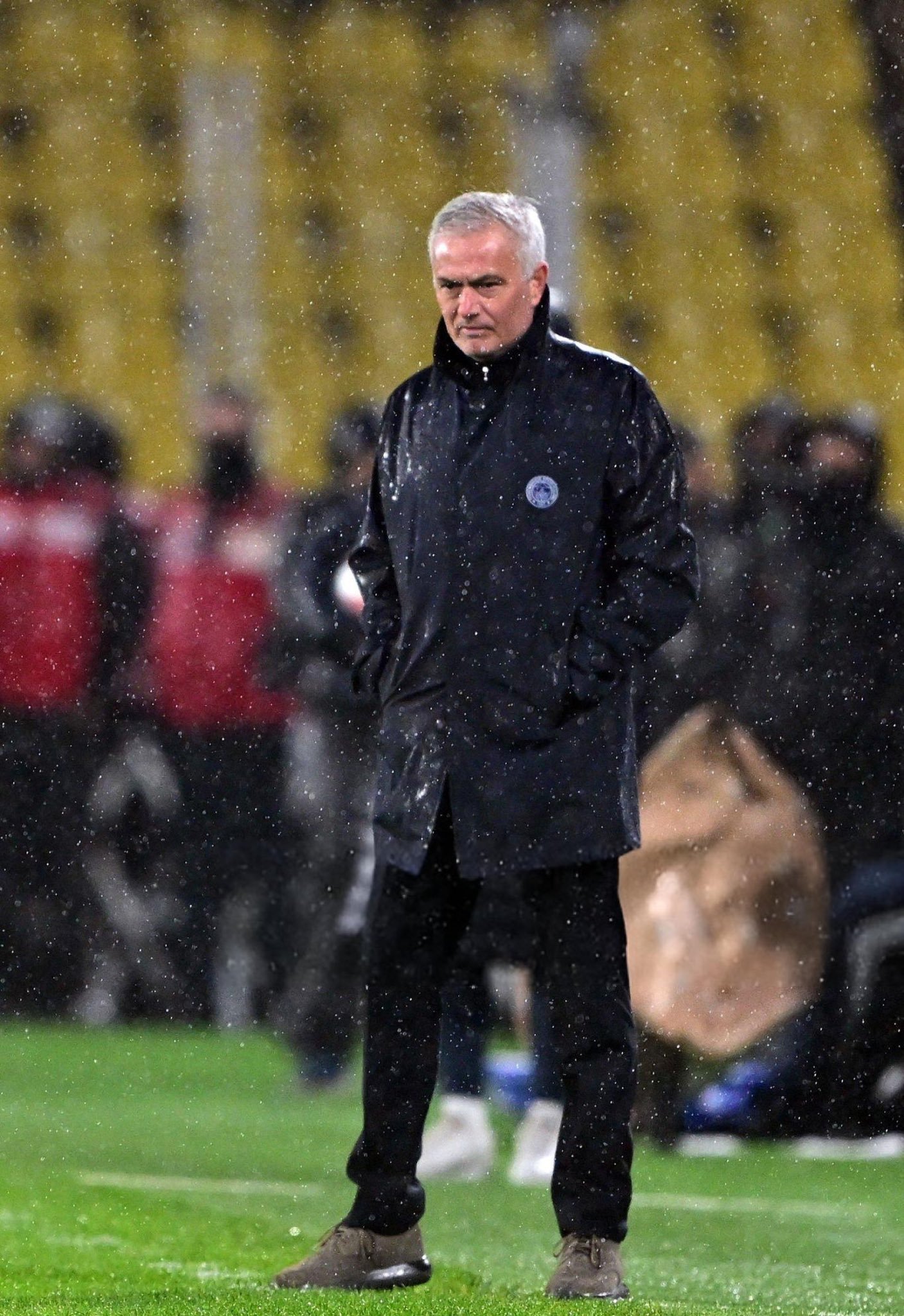 CBA常规赛战况：本菲卡防线稳固，马德里竞技进攻受阻，肖若腾成最佳(巴萨vs本菲卡比赛集锦)